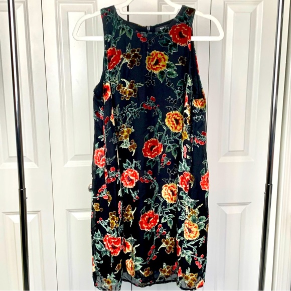 Miss Me Dresses & Skirts - MISS ME Black with Velvet Flowers Swing Dress